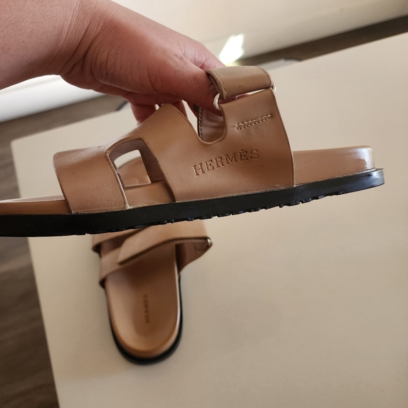 Chypre Tan Sandals - Picture 5 of 8